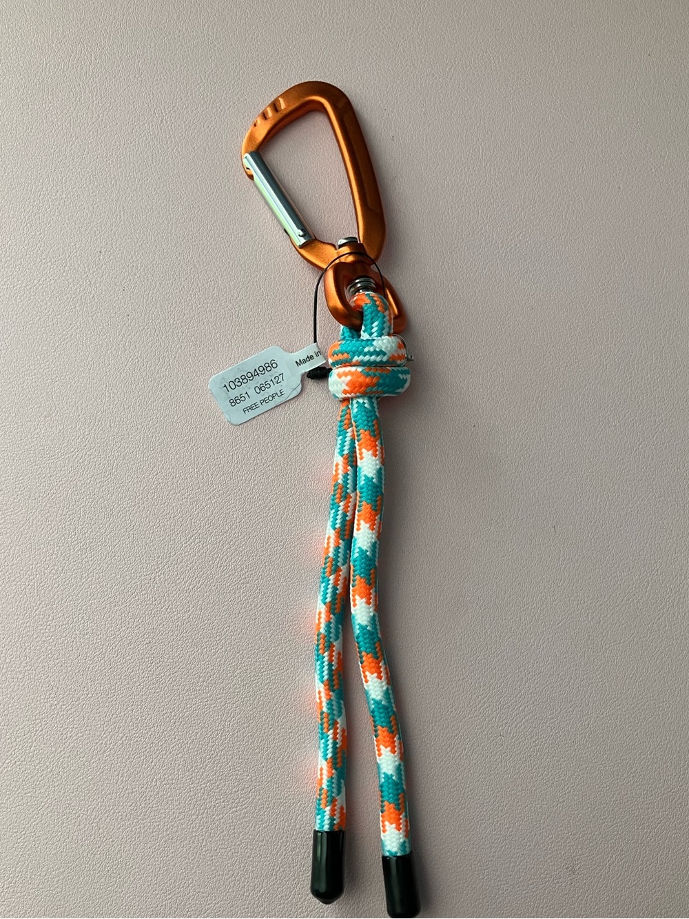 Free People - FP MOVEMENT - She's Electric Keyring - Picture 4 of 4